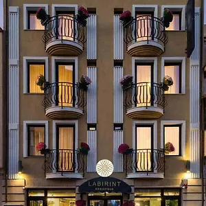Labirint Boutique 3*, Bucharest Romania