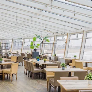 De Pier Hotel